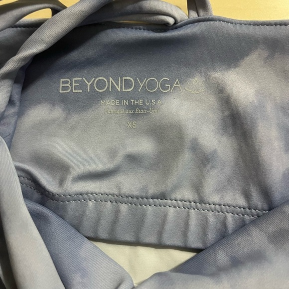 Beyond Yoga Back At You Cropped Yoga Tank - Picture 5 of 6